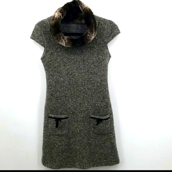 TGM Dress Made in Italy with Faux Fur Collar Size S - Picture 1 of 8